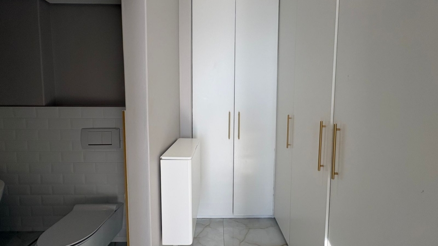 To Let 2 Bedroom Property for Rent in Bloubergstrand Western Cape